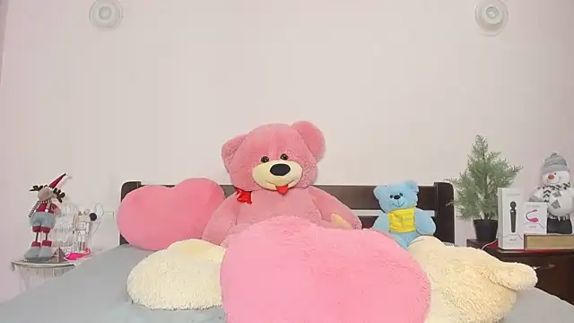 Annatrybebetter online show from 12-26-24, 09:15