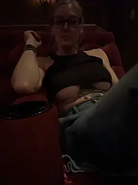 ItsDanniG online show from 03-22-26, 02:37