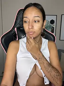 DianaHopson online show from 02-18-25, 10:16