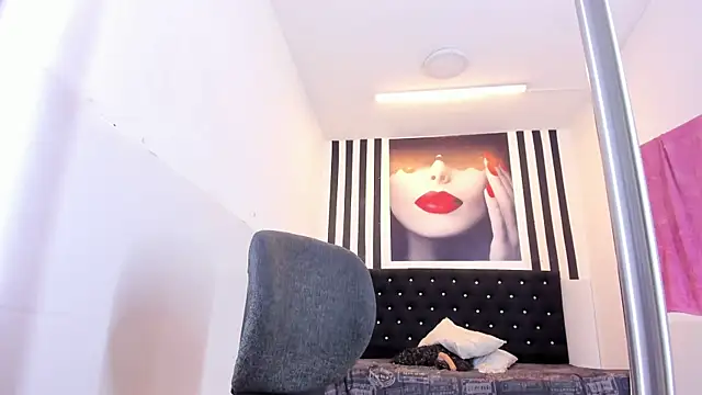 Shanelle   online show from 09-16-25, 01:12