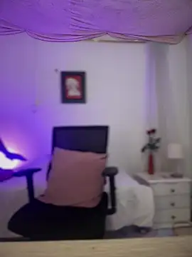 lilian prada online show from 06-15-26, 05:15