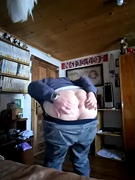 Chris8149 online show from 02-20-25, 01:30