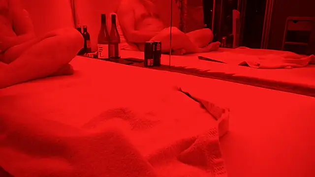 ROXYNL online show from 12-22-24, 01:44