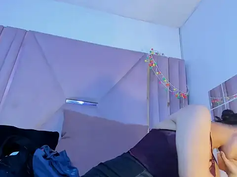 AngelaLinaresx69 online show from 06-24-26, 08:30