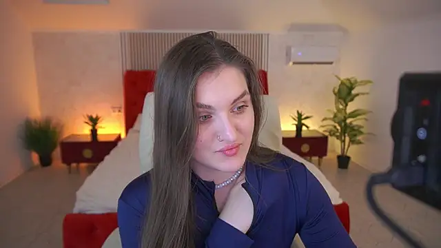 Snapshot of EmmyCharmm chatting on 06-23-26, 05:49 EmmyCharmm online show from 06-23-26, 05:49