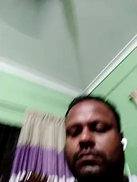 Snapshot of Niladri1410 chatting on 09-21-25, 02:51 Niladri1410 online show from 09-21-25, 02:51