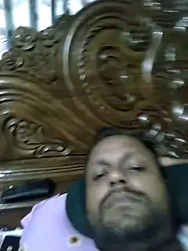 Snapshot of Niladri1410 chatting on 10-02-25, 06:26 Niladri1410 online show from 10-02-25, 06:26