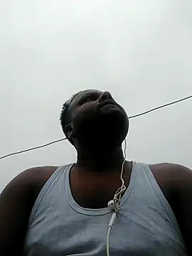 Snapshot of Niladri1410 chatting on 10-29-25, 10:39 Niladri1410 online show from 10-29-25, 10:39