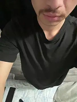 demonslayerr999 online show from 02-22-25, 07:01