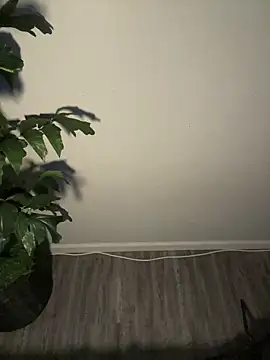 demonslayerr999 online show from 03-10-25, 05:22