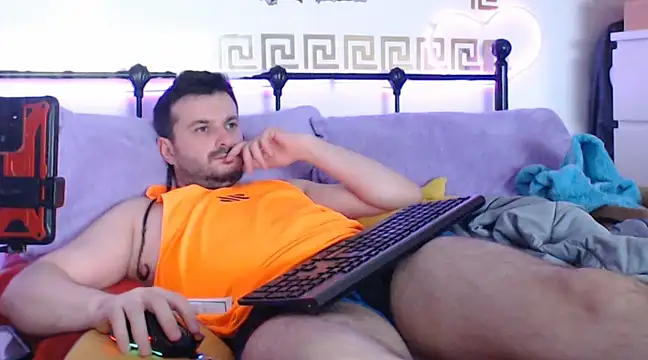 Snapshot of erotico69xxx chatting on 01-19-25, 11:43 erotico69xxx online show from 01-19-25, 11:43