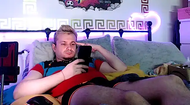 Snapshot of erotico69xxx chatting on 03-08-25, 01:17 erotico69xxx online show from 03-08-25, 01:17