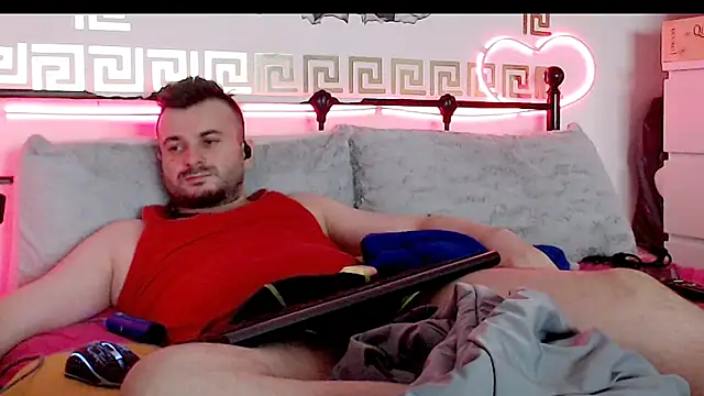 Snapshot of erotico69xxx chatting on 09-28-25, 12:05 erotico69xxx online show from 09-28-25, 12:05