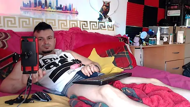 Snapshot of erotico69xxx chatting on 08-01-26, 10:47 erotico69xxx online show from 08-01-26, 10:47