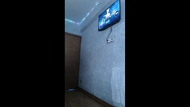 Latina BigBoobs online show from 04-22-26, 01:52