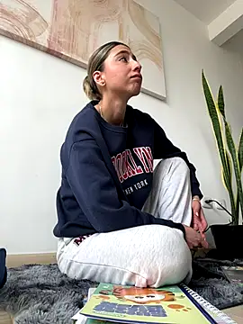 Ameellie online show from 09-30-25, 03:50