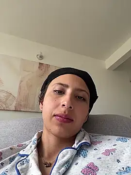 Ameellie online show from 11-23-25, 02:17