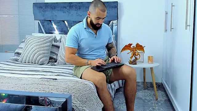 Snapshot of Zack_Froone chatting on 02-17-26, 12:34 Zack Froone online show from 02-17-26, 12:34