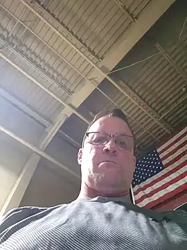 Snapshot of Cockrub1 chatting on 12-20-24, 10:11 Cockrub1 online show from 12-20-24, 10:11