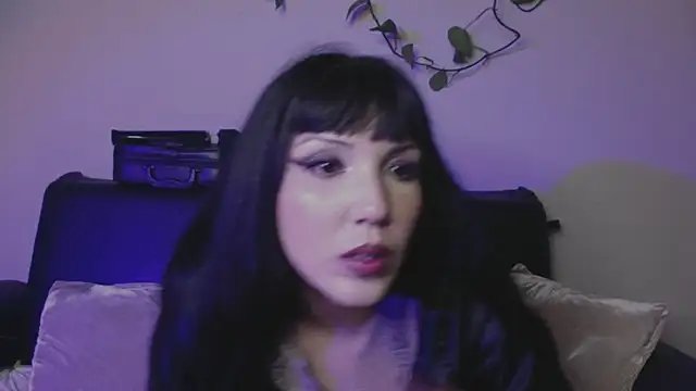 Snapshot of aomi_xo chatting on 02-12-25, 07:55 aomi xo online show from 02-12-25, 07:55