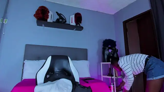 Coco Kiss online show from 02-12-26, 07:20