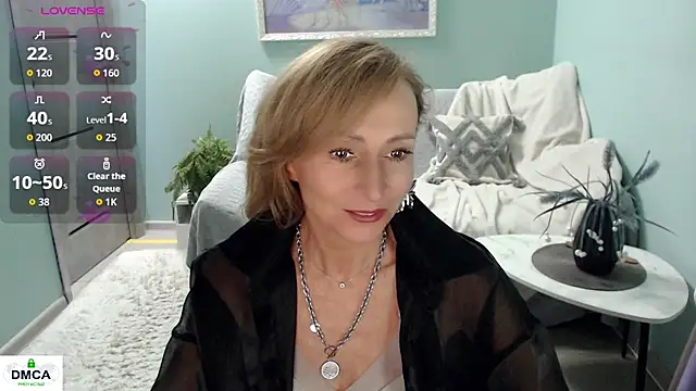 Snapshot of HornyMilf_777 chatting on 05-16-26, 06:32 HornyMilf 777 online show from 05-16-26, 06:32