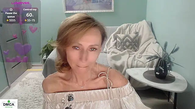 Snapshot of HornyMilf_777 chatting on 05-21-26, 07:04 HornyMilf 777 online show from 05-21-26, 07:04