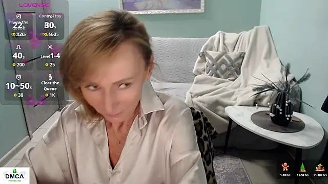Snapshot of HornyMilf_777 chatting on 05-29-26, 05:38 HornyMilf 777 online show from 05-29-26, 05:38
