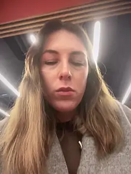 MommmyYummy online show from 01-17-25, 10:44