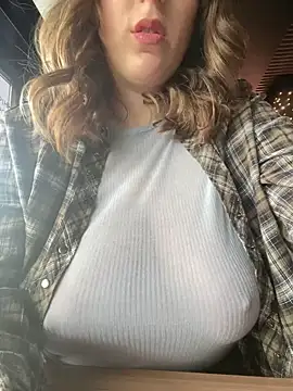 MommmyYummy online show from 02-10-25, 09:36