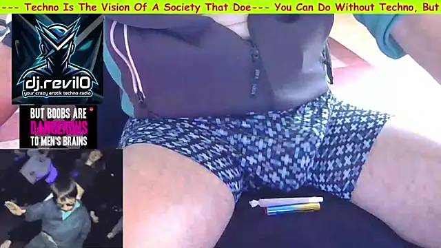 Snapshot of RevilO1180 chatting on 06-17-26, 07:33 RevilO1180 online show from 06-17-26, 07:33