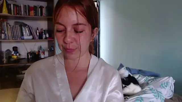 violetapeter 1 online show from 05-12-26, 09:23
