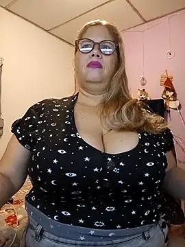 EllisW8 online show from 12-14-25, 11:37