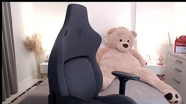 Smileyouarehere online show from 01-27-25, 12:12