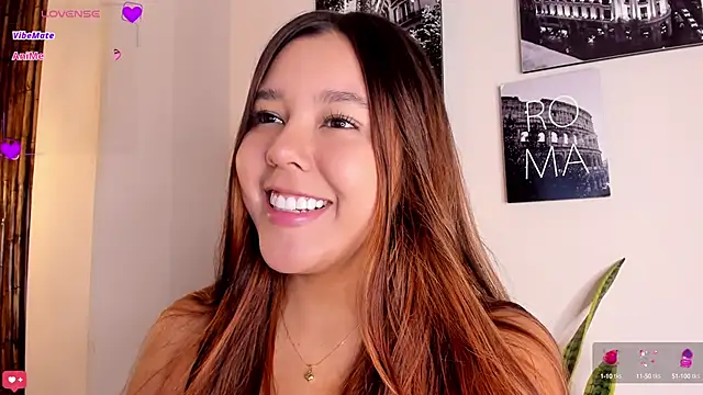Snapshot of Aria_Reid chatting on 10-08-25, 12:14 Aria Reid online show from 10-08-25, 12:14