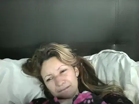 Snapshot of Paulita_x3 chatting on 05-01-26, 11:37 Paulita x3 online show from 05-01-26, 11:37