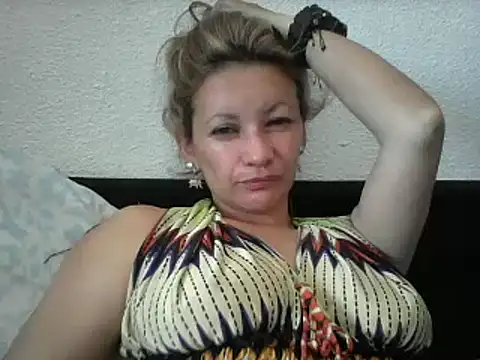 Snapshot of Paulita_x3 chatting on 08-03-26, 06:01 Paulita x3 online show from 08-03-26, 06:01
