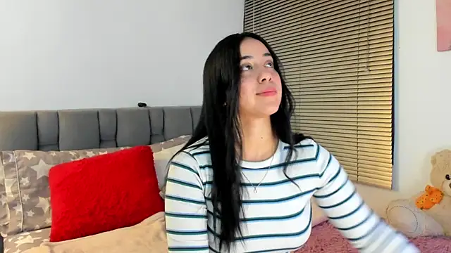 Gigi-bom online show from 04-14-26, 12:27