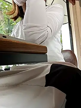 Michiko1 online show from 10-27-25, 03:10