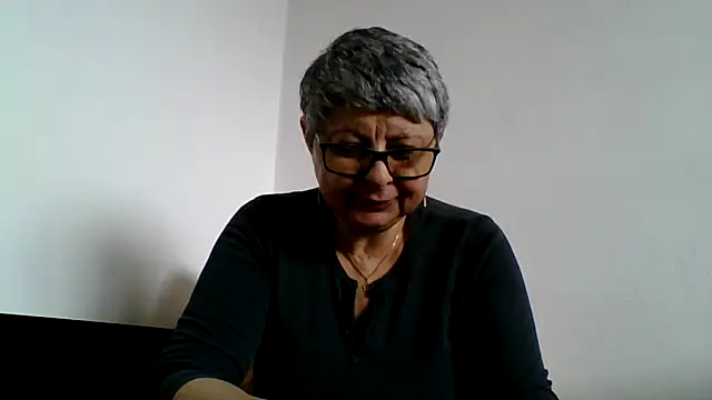 roseblak42 online show from 03-18-26, 10:29