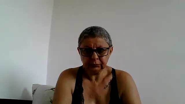 Snapshot of roseblak42 chatting on 07-02-26, 03:51 roseblak42 online show from 07-02-26, 03:51