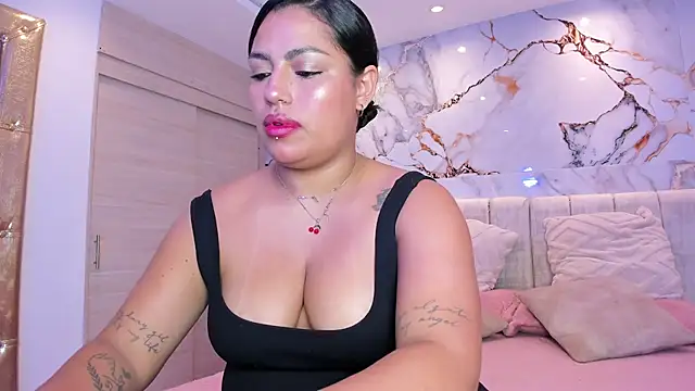 kiana cream online show from 01-07-26, 03:31