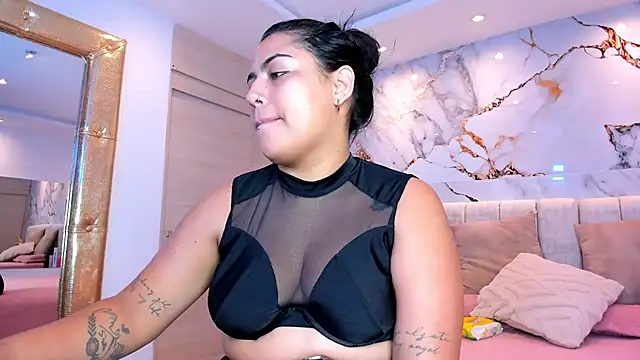 kiana cream online show from 03-14-26, 11:48