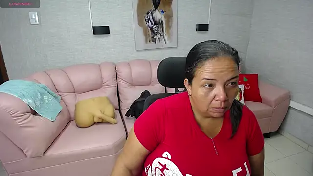 Snapshot of Penelope_Nipples_ chatting on 12-24-24, 12:00 Penelope Nipples online show from 12-24-24, 12:00