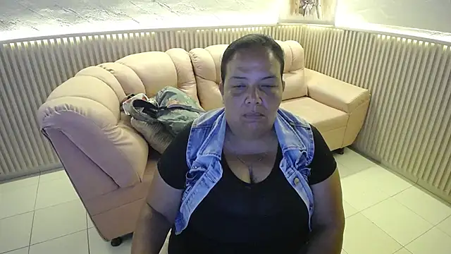 Penelope Nipples  online show from 03-05-26, 11:50