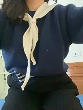 Snapshot of Ruby_bear chatting on 01-26-25, 01:58 Ruby bear online show from 01-26-25, 01:58