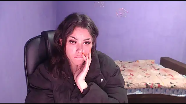 LovelyJulliette online show from 01-27-25, 09:00