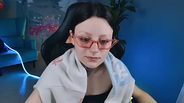 VeliraBraitberg online show from 12-05-24, 03:17