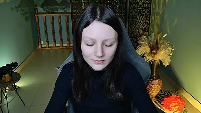 VeliraBraitberg online show from 12-21-24, 11:11