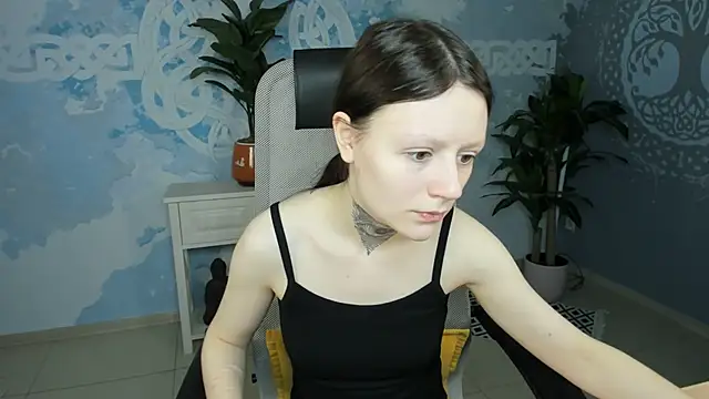 VeliraBraitberg online show from 12-30-24, 05:04